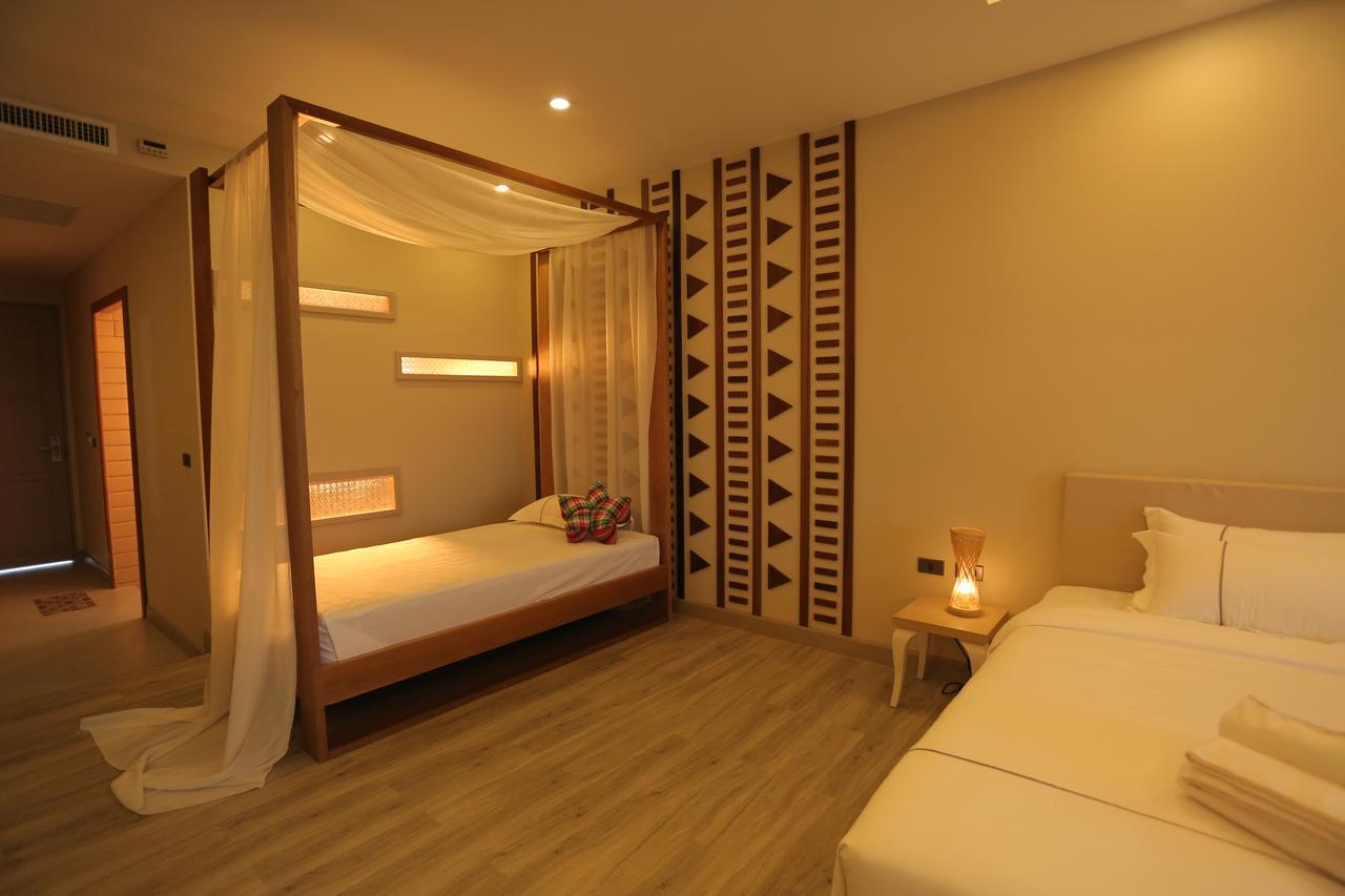 Navela Hotel & Convention Ratchaburi Kültér fotó