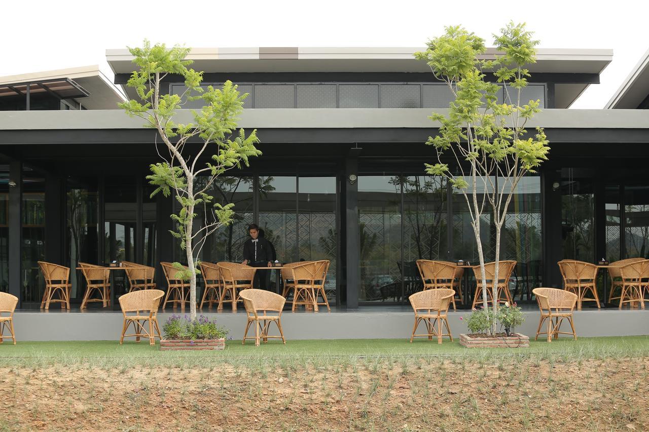 Navela Hotel & Convention Ratchaburi Kültér fotó