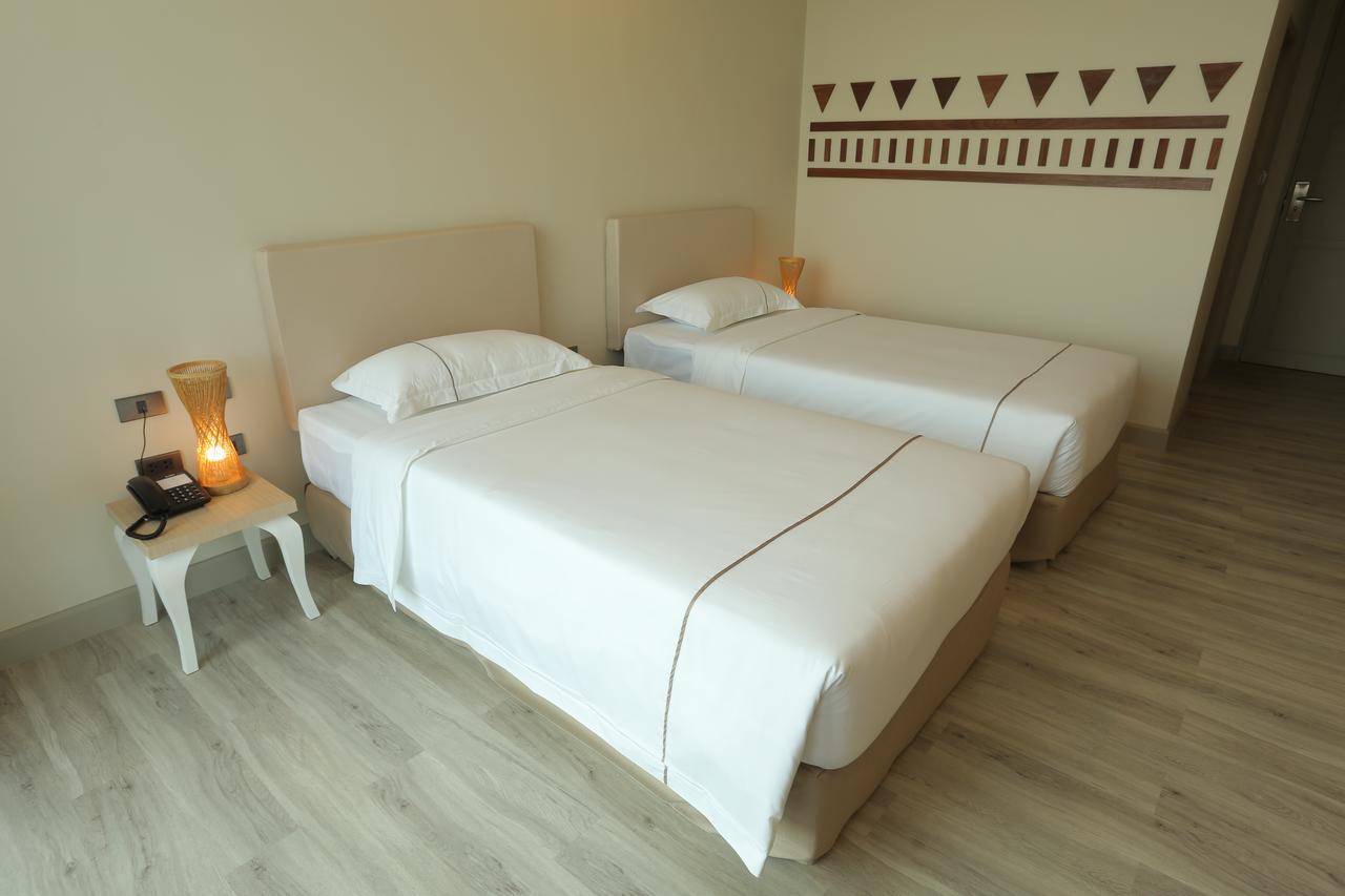 Navela Hotel & Convention Ratchaburi Kültér fotó