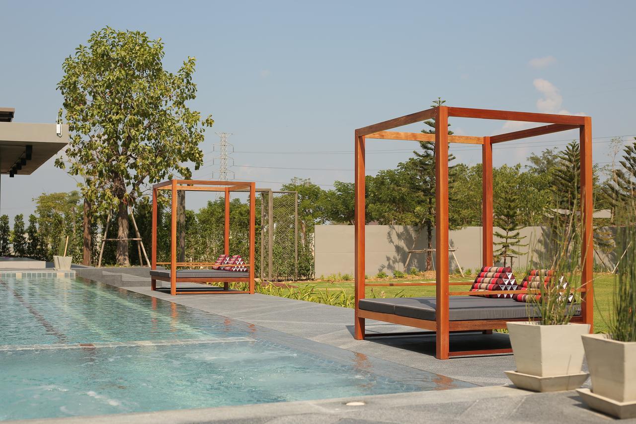 Navela Hotel & Convention Ratchaburi Kültér fotó