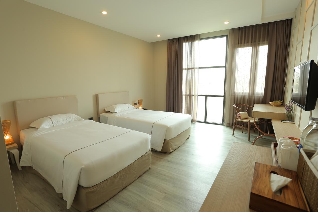 Navela Hotel & Convention Ratchaburi Kültér fotó